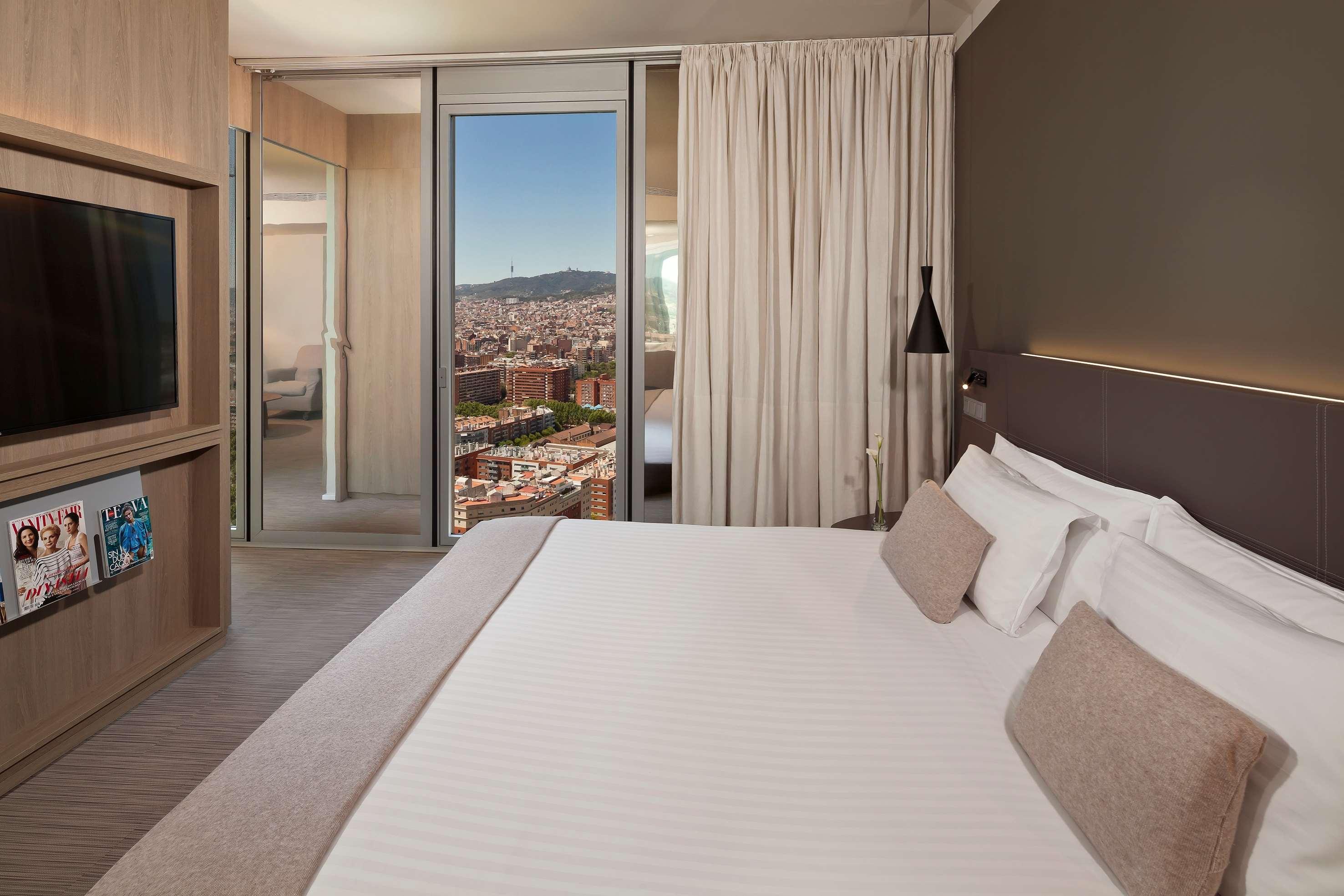 The Level At Melia Barcelona Sky Exterior foto